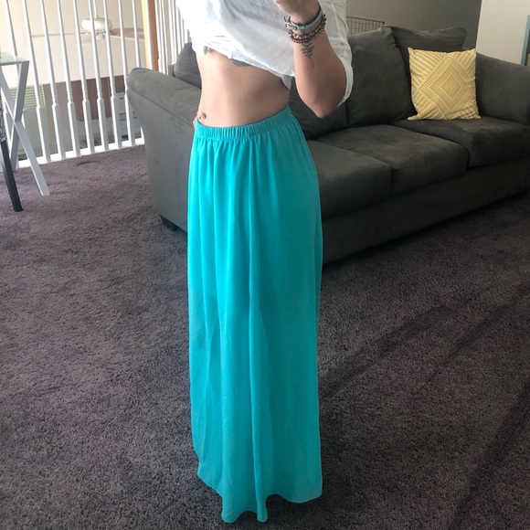 Soprano Mint Chiffon Skirt - Picture 3 of 5